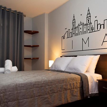 Lima Airport Tampu B&B Bagian luar foto