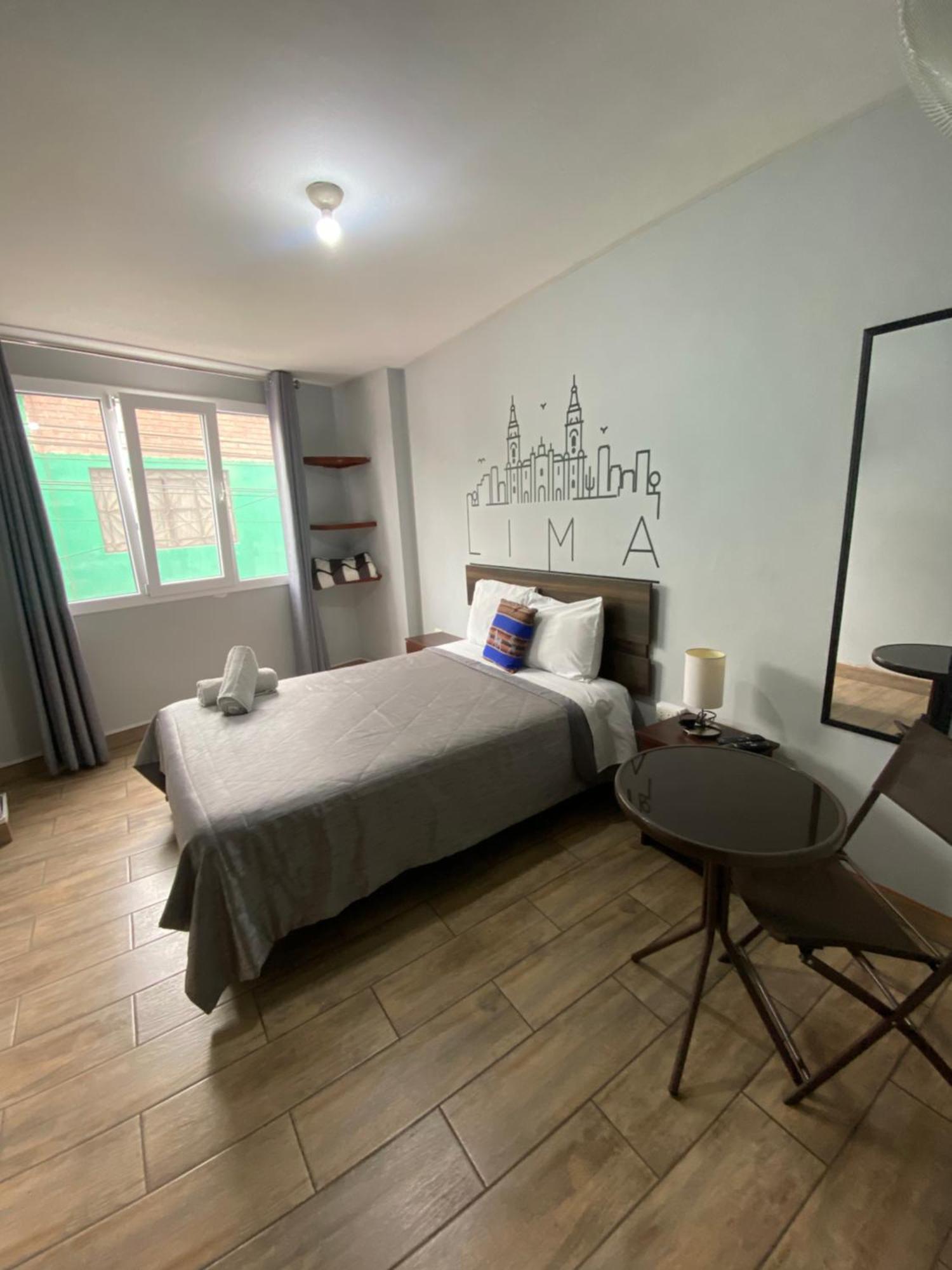 Lima Airport Tampu B&B Bagian luar foto