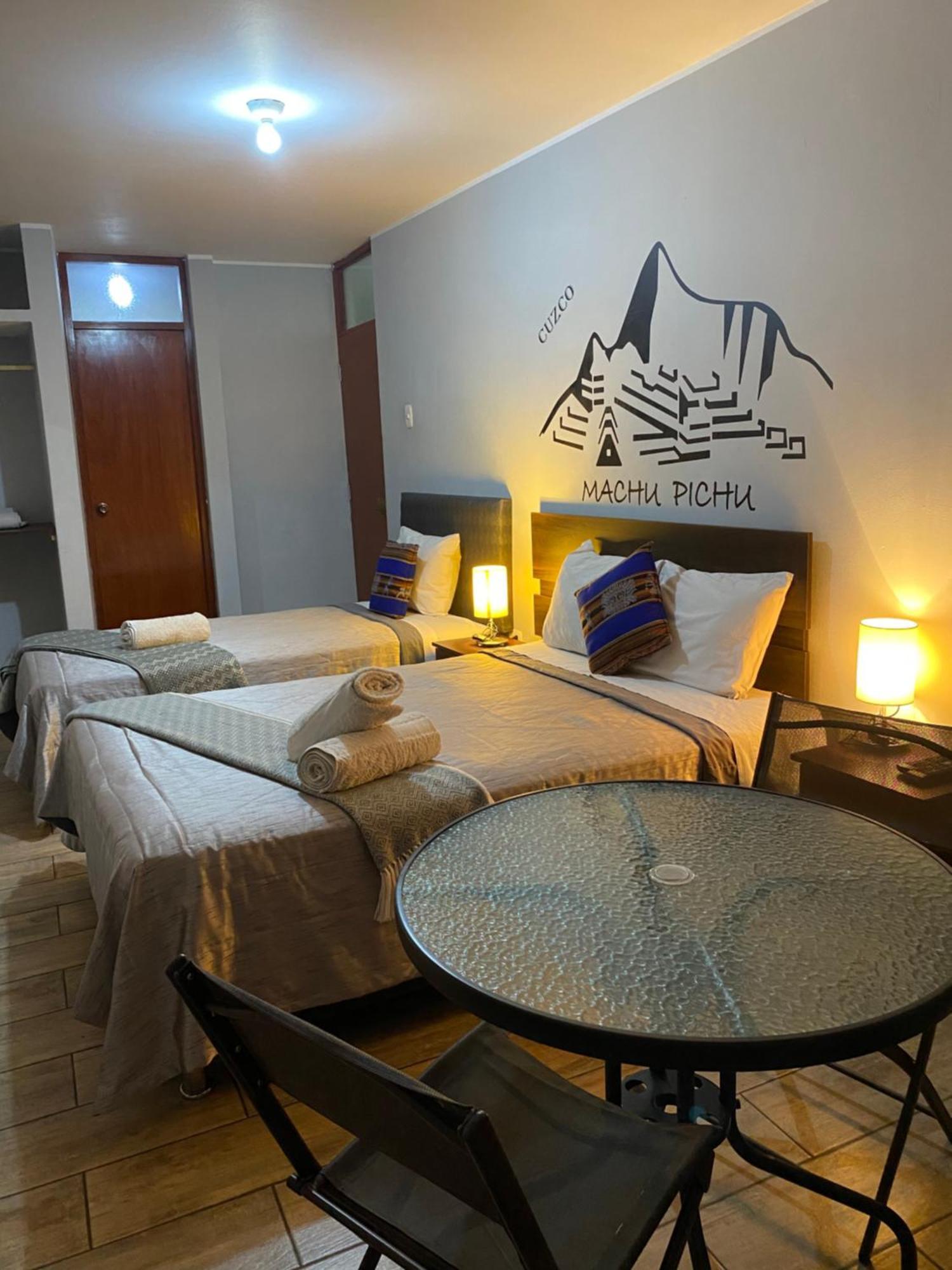 Lima Airport Tampu B&B Bagian luar foto