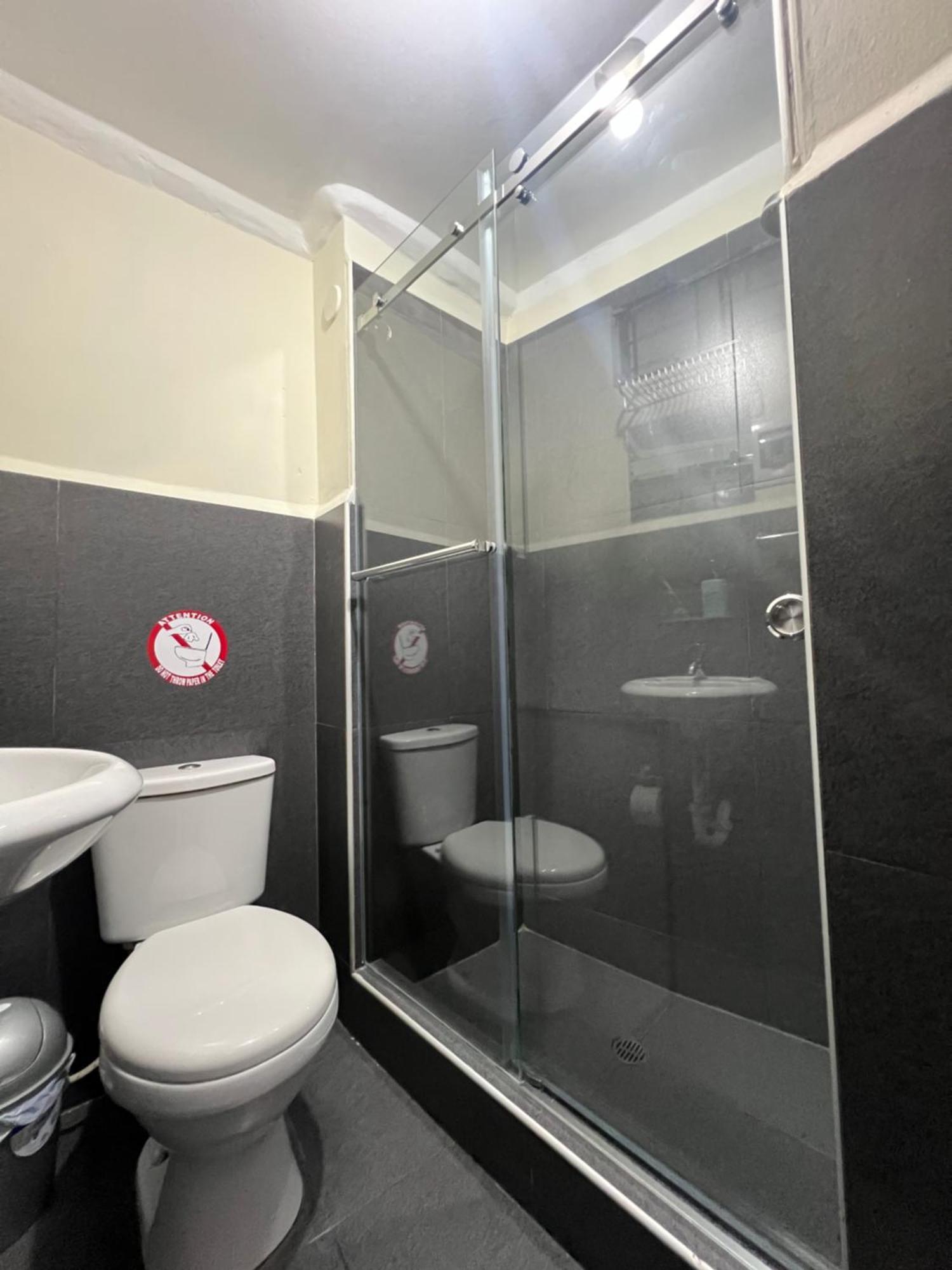 Lima Airport Tampu B&B Bagian luar foto
