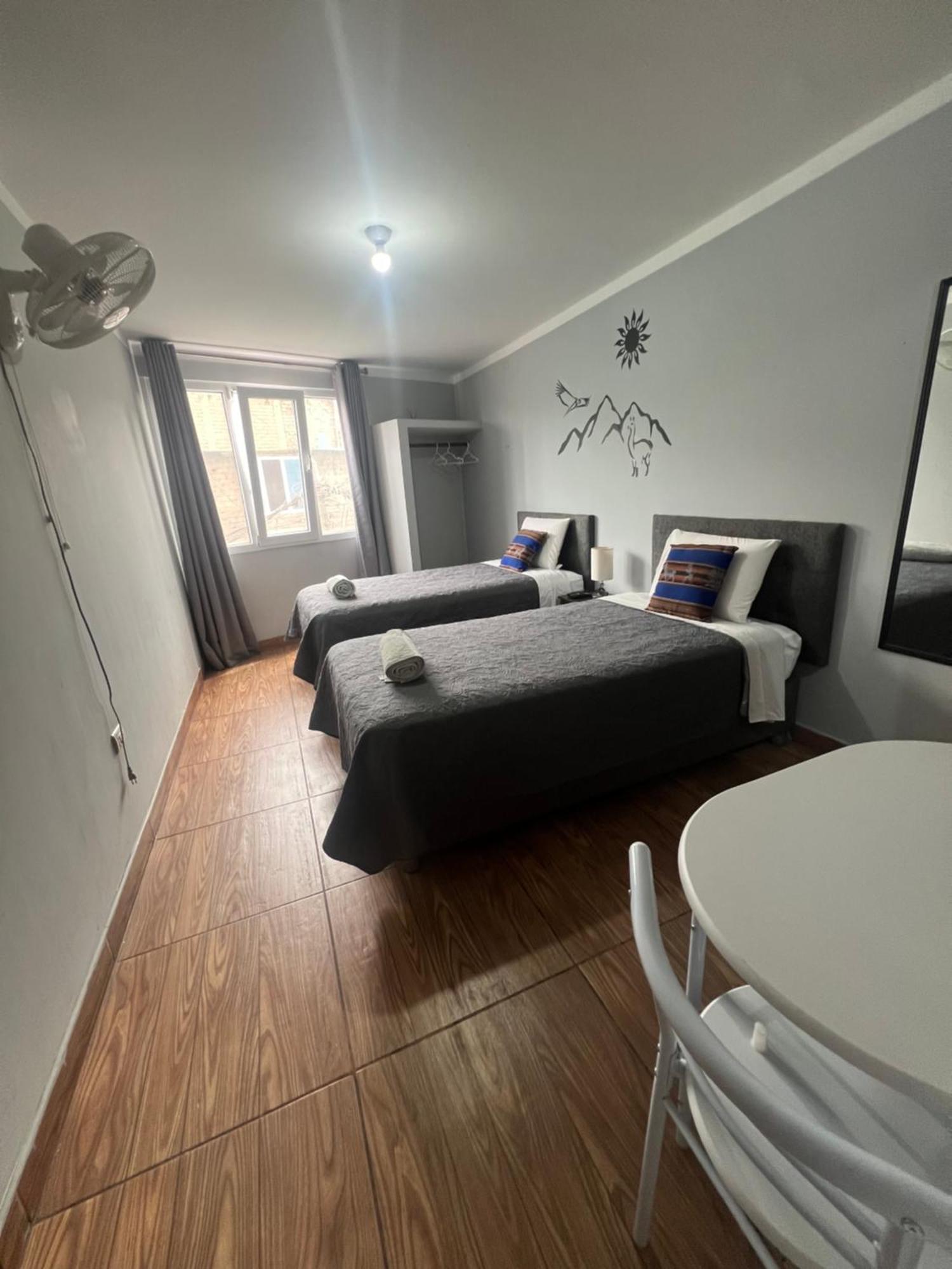 Lima Airport Tampu B&B Bagian luar foto